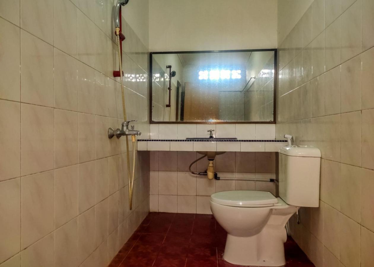 Oyo 3372 Hotel Pelita Terang Нагоя Екстериор снимка