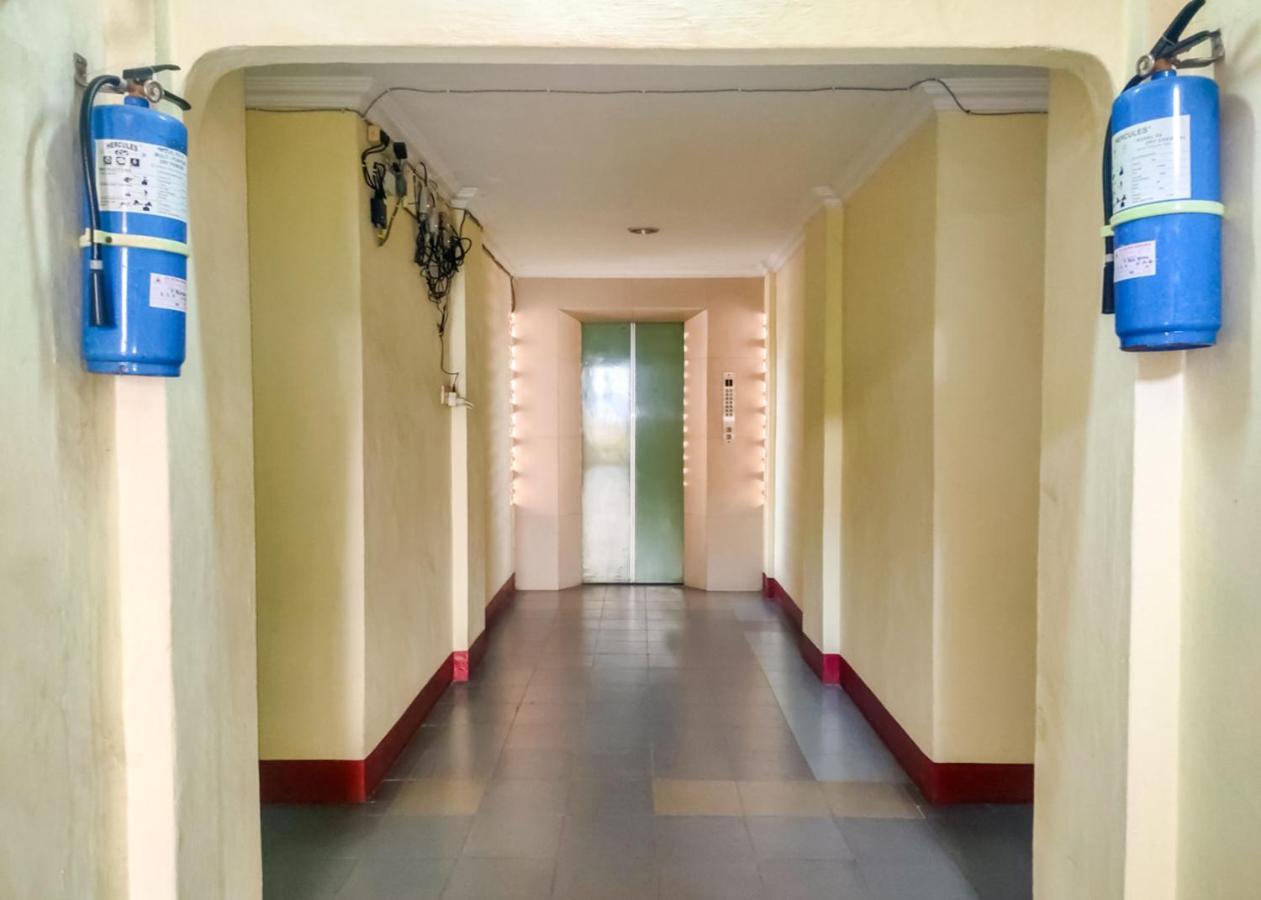 Oyo 3372 Hotel Pelita Terang Нагоя Екстериор снимка