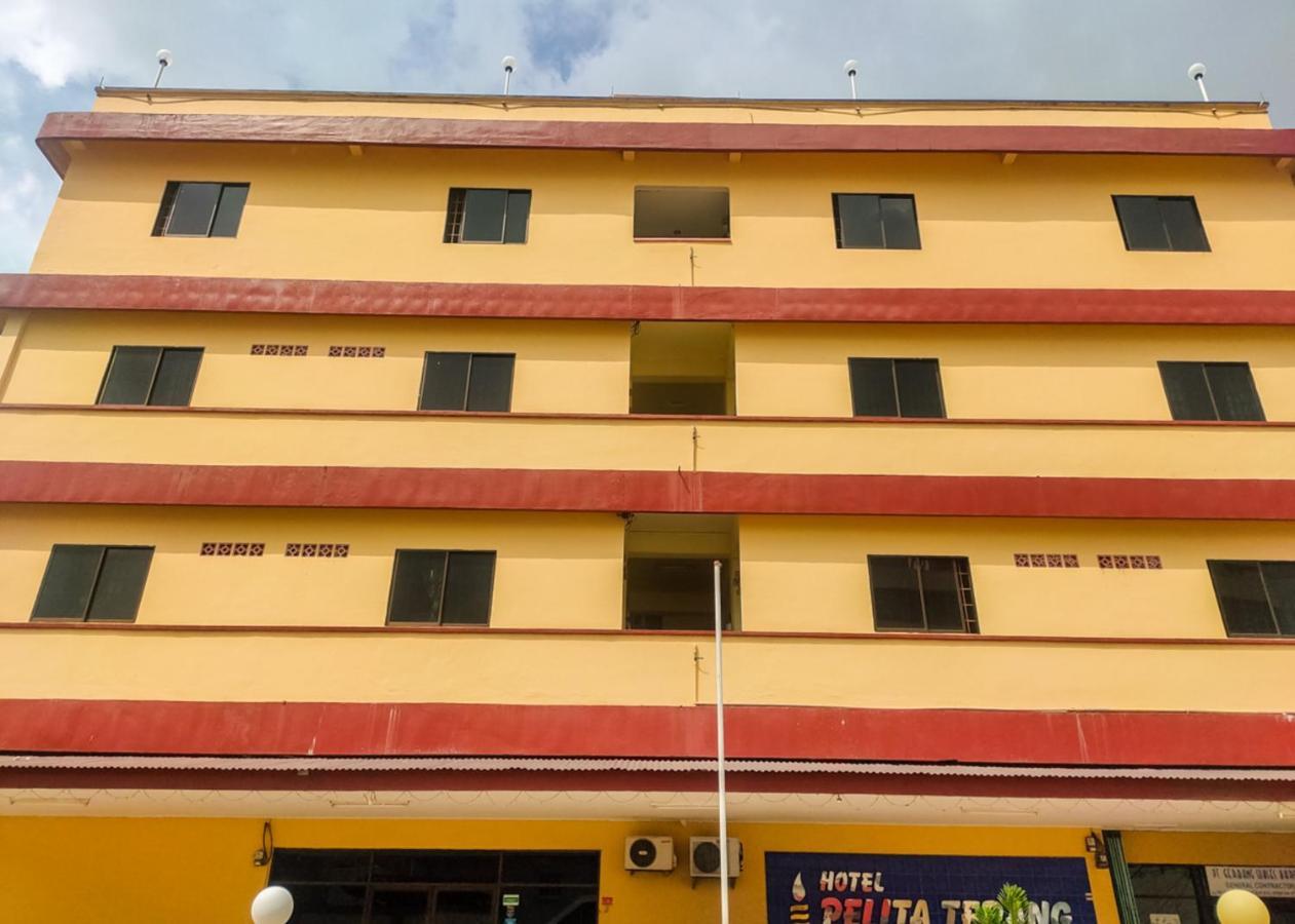 Oyo 3372 Hotel Pelita Terang Нагоя Екстериор снимка