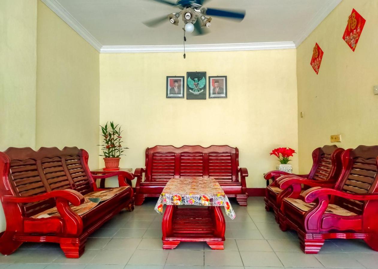 Oyo 3372 Hotel Pelita Terang Нагоя Екстериор снимка