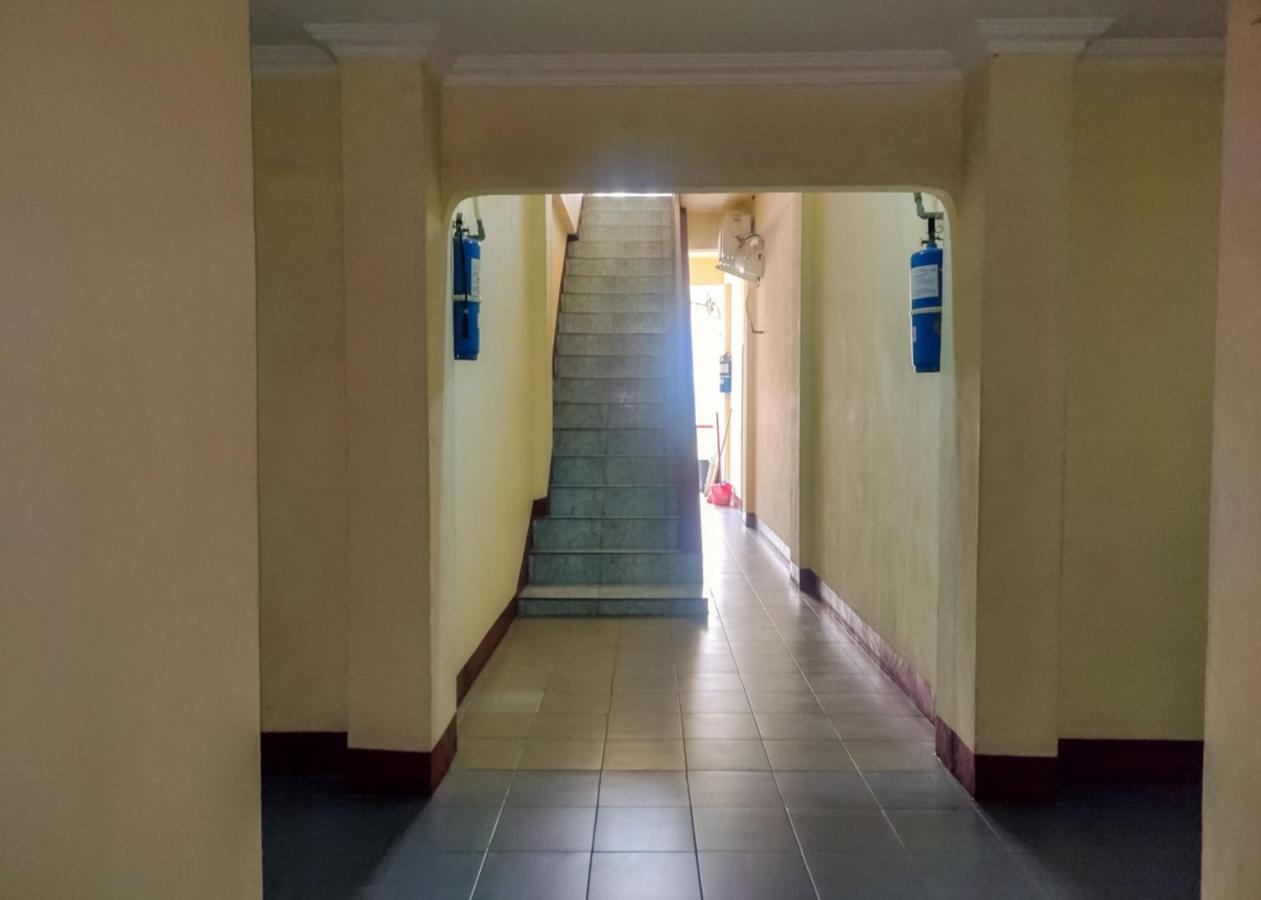 Oyo 3372 Hotel Pelita Terang Нагоя Екстериор снимка